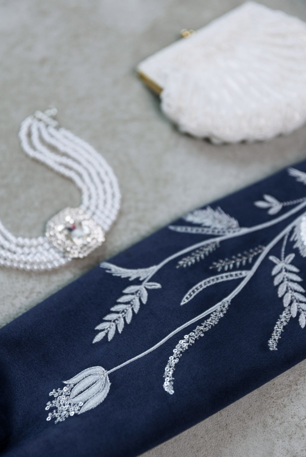 Нарядный синий жакет / пиджак женский с вышивкой URS / ЮРС