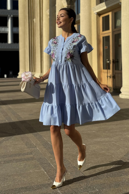 Голубое льняное платье с вышивкой 22-826-2