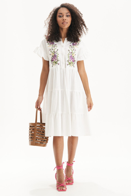 Льняное женское платье с вышивкой 22-826-3