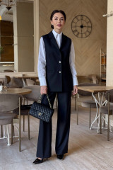 Женский брючный костюм URS с жилетом двойка ЮРС