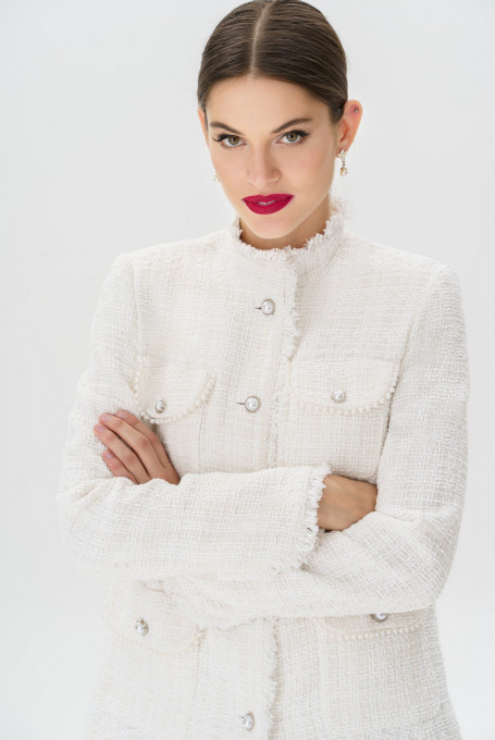Белый твидовый жакет / пиджак женский приталенный 23-239-1
