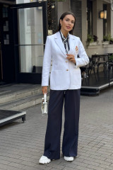 Белый жакет с вышивкой URS / ЮРС