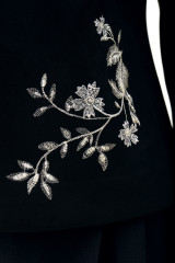 Жакет ( пиджак)  с вышивкой женский URS / ЮРС