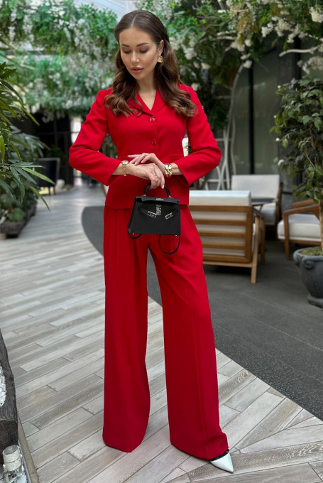 Красный брючный костюм 24-373-1