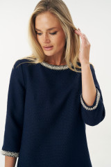 Платье твидовое миди синее с элегантным декором URS / ЮРС