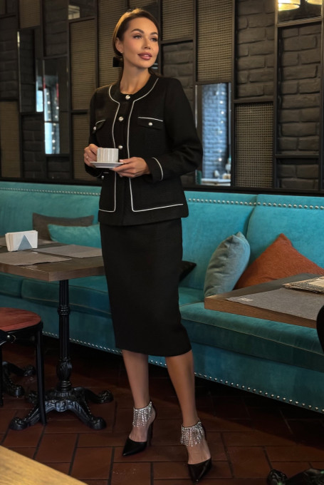 Черный твидовый костюм с юбкой 24-412-1