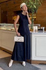 Синий льняной костюм с юбкой URS / ЮРС