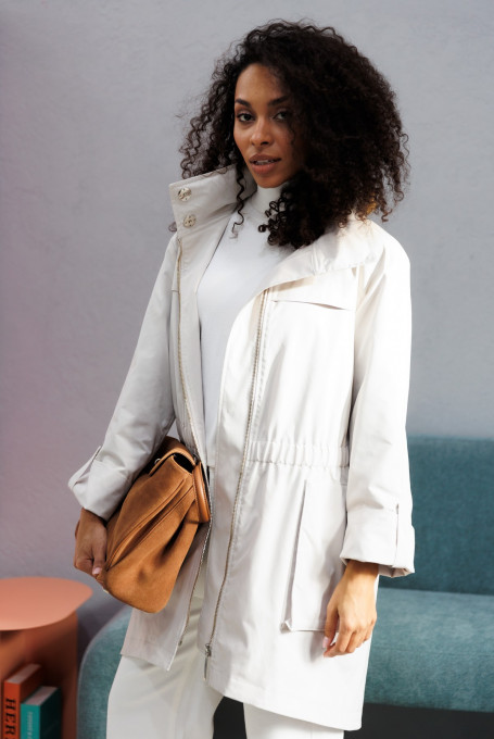 Бежевая удлиненная ветровка, парка 25-508-1