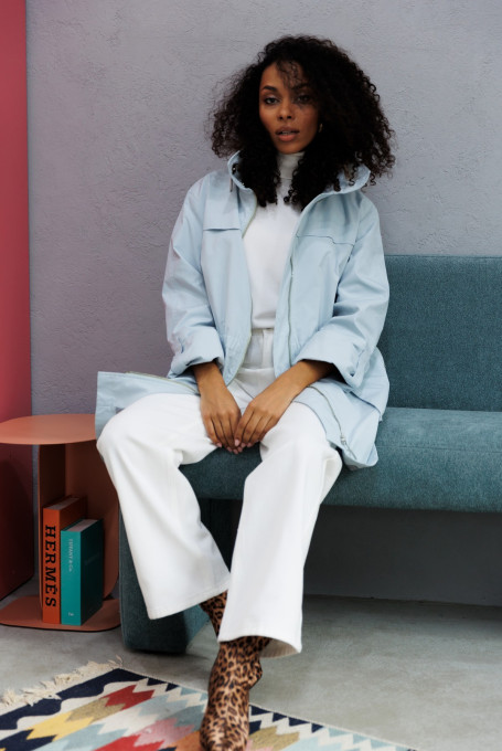 Серо-голубая удлиненная ветровка-парка 25-508-2