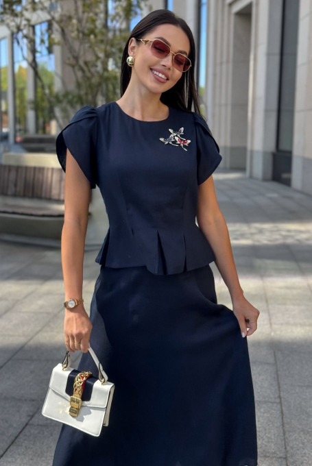 Женский льняной костюм с юбкой 25-517-1