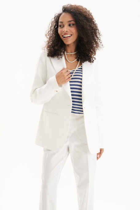 Белый женский костюм с брюками  25-542-1
