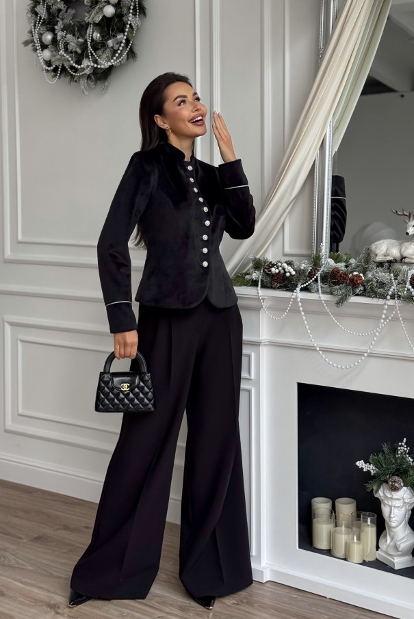 Черный бархатный женский приталенный жакет URS / ЮРС