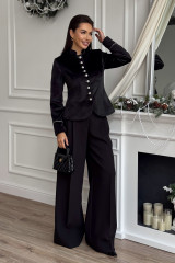 Черный бархатный женский приталенный жакет URS / ЮРС