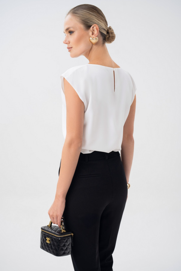 Брюки женские классические черные зауженные URS / ЮРС