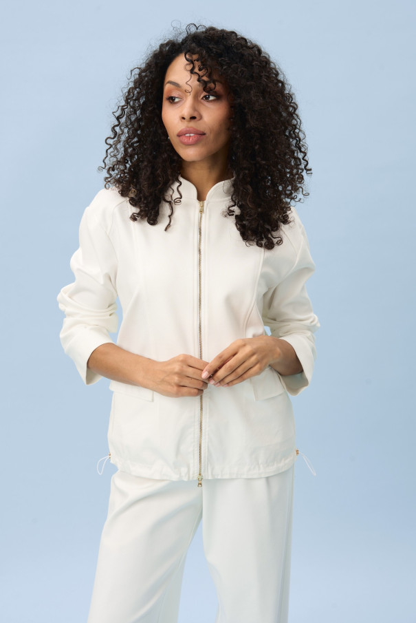 Белый брючный костюм URS в стиле casual ЮРС