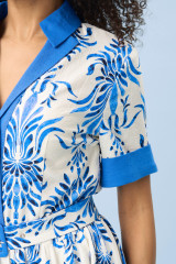 Белое платье с принтом в морском стиле URS / ЮРС