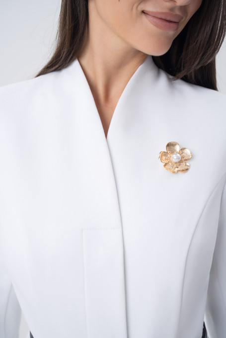 Деловой женский костюм с пиджаком и юбкой 25-606-1