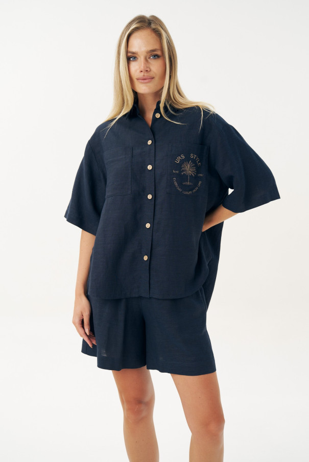 Костюм льняной летний с шортами и рубашкой URS / ЮРС