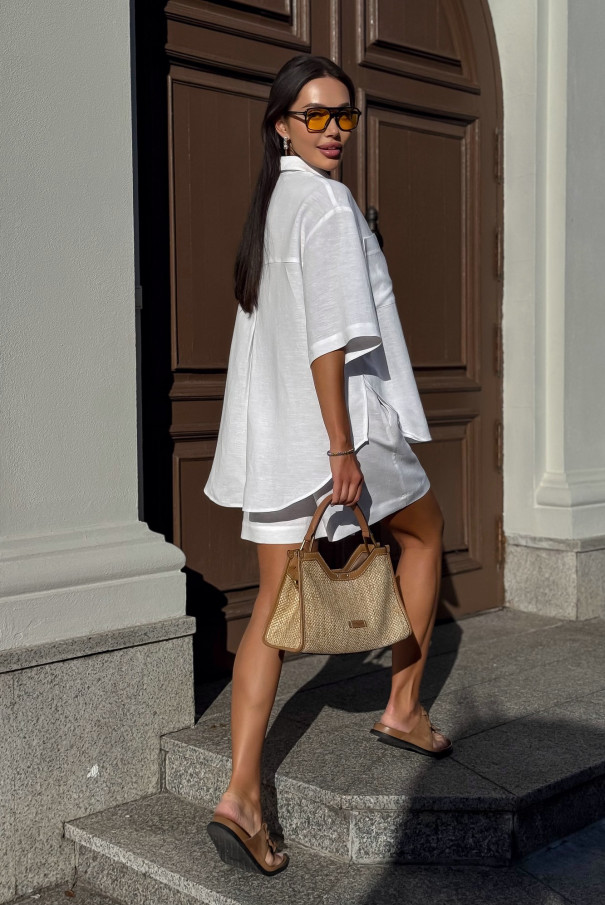 Костюм с шортами белый для лета URS / ЮРС