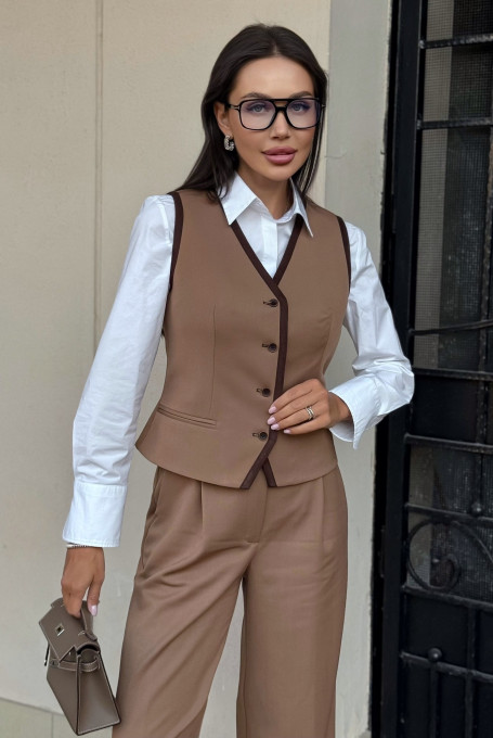 Женский брючный костюм с жилетом классический 25-635-1
