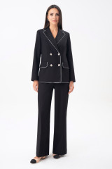 Стильный женский брючный костюм черный URS / ЮРС