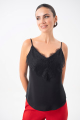 Черный кружевной топ на бретелях URS | ЮРС